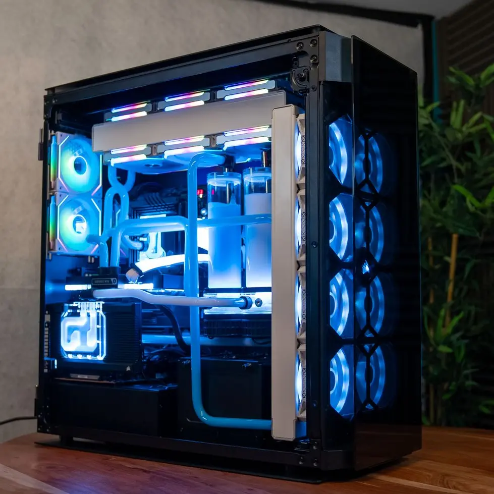 PC gamer custom ultra haut de gamme réalisé par FlowUP pour un créateur de contenu