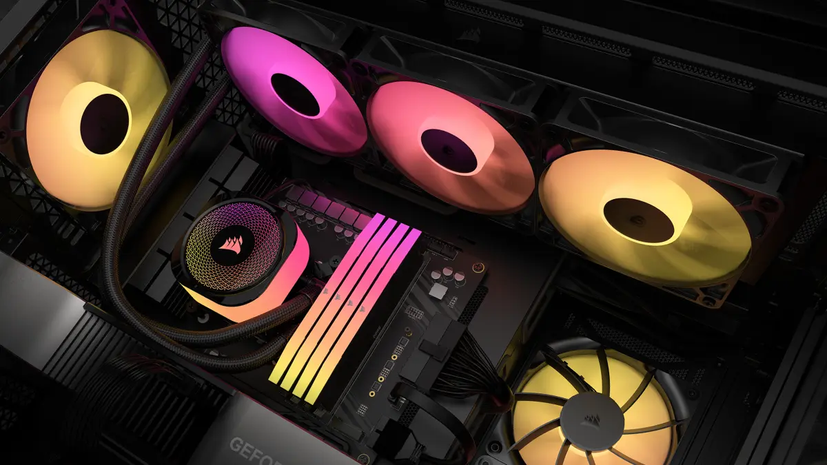 Composants Corsair RGB installés dans un PC gamer haut de gamme