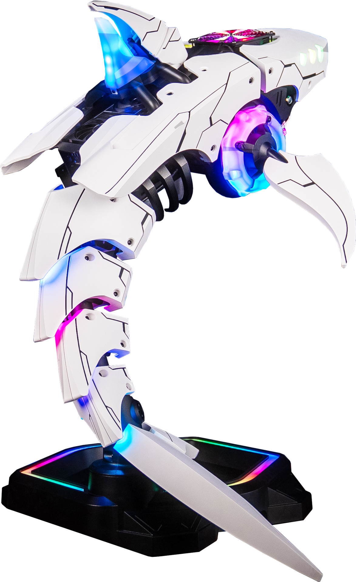 Boîtier PC gamer custom Shark X en forme de requin futuriste avec éclairage ARGB intégré